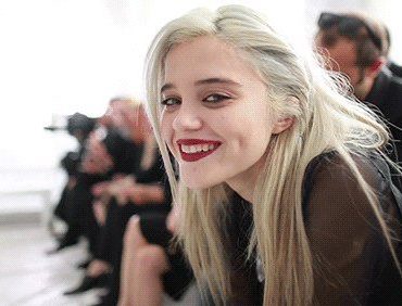 Скай Феррейра: Трансцендентальная Медитация помогла преодолеть страх сцены