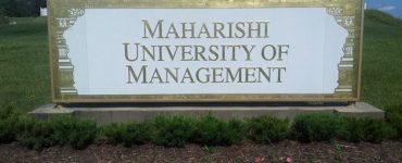 Университет Менеджмента Махариши: образование на основе сознания